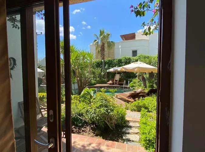 Alojamento de Acomodação e Pequeno-almoço Munahan Bodrum