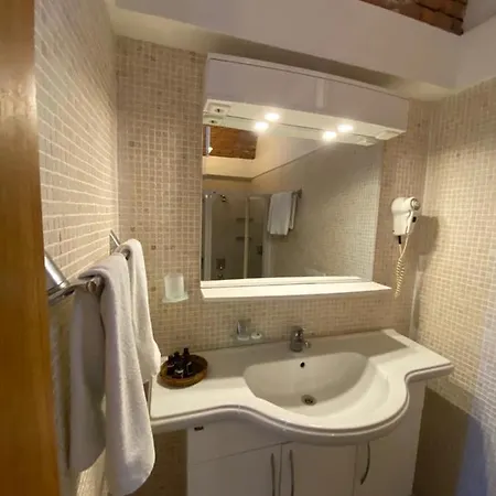 Munahan Bed & Breakfast 3*