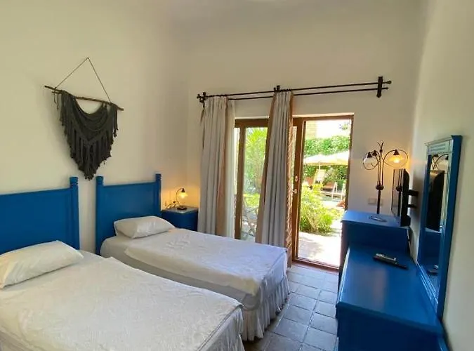 Munahan Bed & Breakfast 3*